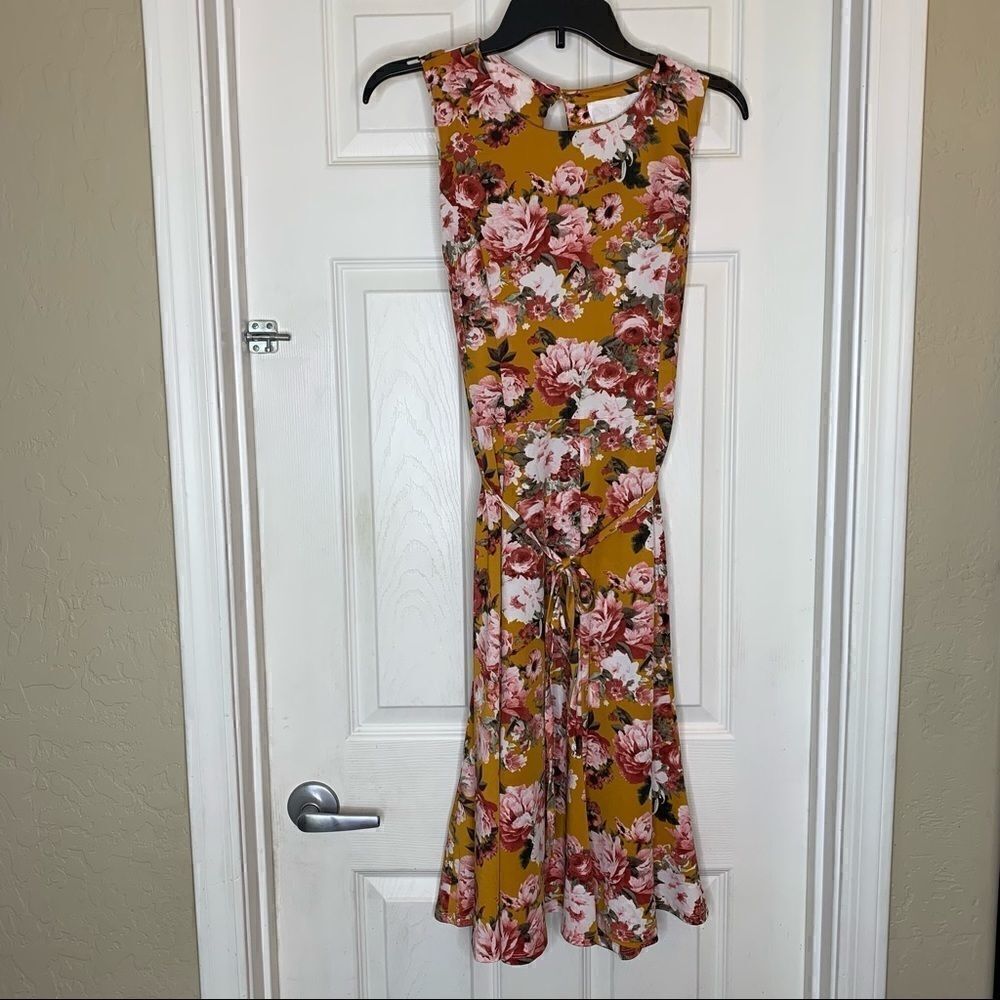 Superfoxx Dress A Line Sleeveless Floral Tie Waist Size M